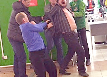 Видео с кражей водки из гипермаркета с криками «This is Sparta» взорвало интернет