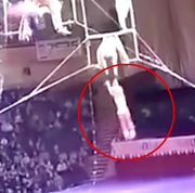 На видео засняли падение воздушной гимнастки в Гомеле с высоты четвертого этажа