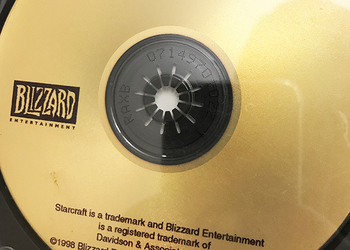 Геймер обнаружил золотой диск с секретным исходным кодом StarCraft