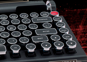 Официальную клавиатуру к Resident Evil 2 продают за 45 тысяч рублей