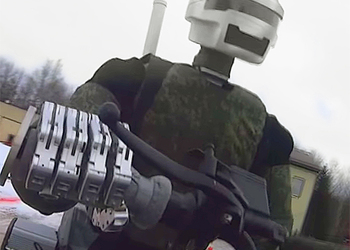 Российского человекоподобного боевого робота научат бегать и прыгать до конца года