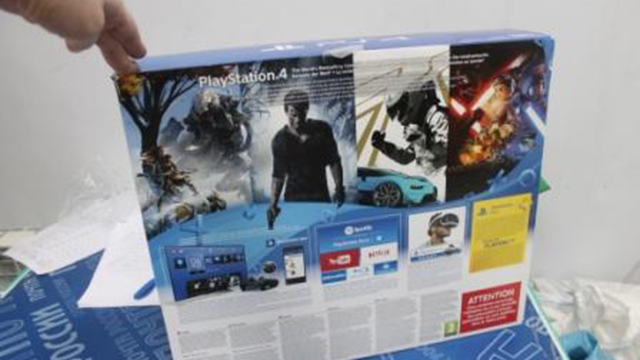 Житель Сургута получит штраф за заказ в Германии «Sony Playstation-4»