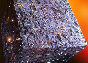 Возле Солнца обнаружили инопланетный корабль кубической формы
