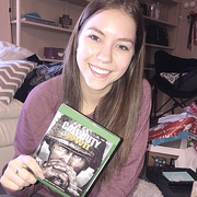 Девушка подарила парню Call of Duty: WWII с одним условием