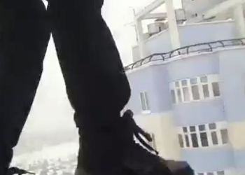 Пятиклассник из Перми прогулялся по краю балкона 25-го этажа ради лайков под видео
