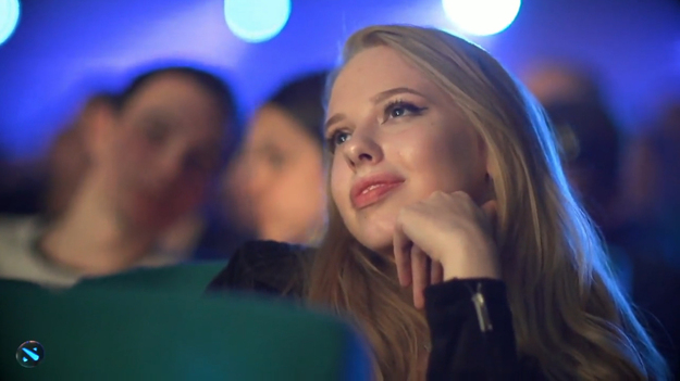 Сычёвой не снилось: Видео с чемпионата по DOTA 2 раскритиковали за фанатский сексизм Сычёвой не снилось: Видео с чемпионата по DOTA 2 раскритиковали за фанатский сексизм