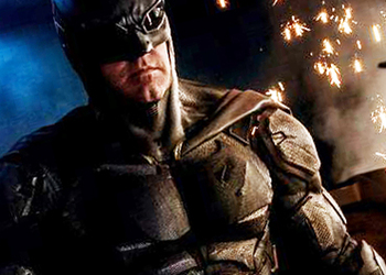 Создатели фильма «Лига справедливости» показали новый костюм Бэтмена