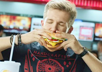 «Бургер Кинг» согласился перестать издеваться над «Макдоналдс», но при одном условии