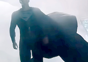 Супермен Генри Кавилл вернулся в «Человек из стали 2» на первом кадре