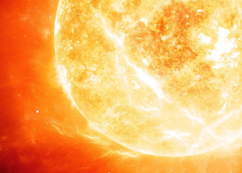 Аппарат NASA зафиксировал гигантский инопланетный корабль рядом с Солнцем