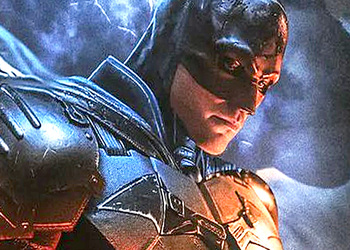Фильм «Бэтмен» с Робертом Паттинсоном детально показал броню и гаджеты Бэтмена