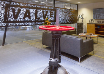 Виртуальная копия вестибюля офиса Valve в Белвью