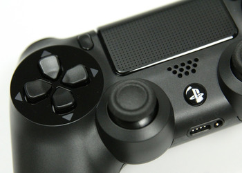 Фото PlayStation 4
