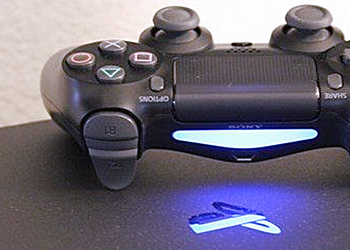 Два геймера из-за PlayStation 4 зарезали соседа