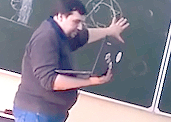 Учитель в России вызвал Ктхулху прямо в классе и был уволен